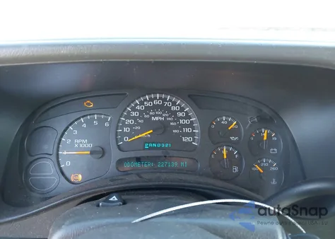 2003 Chevrolet Silverado 1500 Ls из США, поврежденный, VIN 2GCEK19T331316925